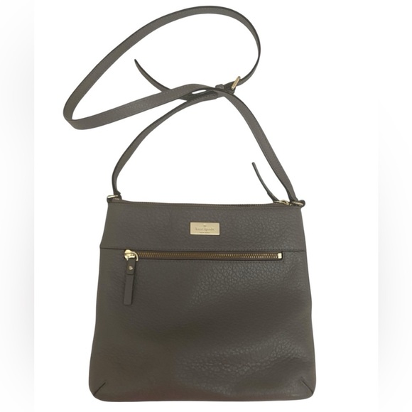 kate spade Handbags - Kate Spade Gray Crossbody Bag with Gold Hardware